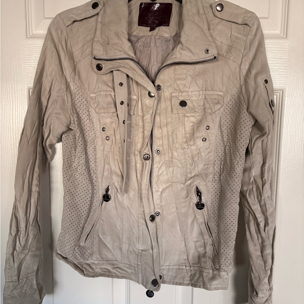 Women's Utility Jacket in Light Tan